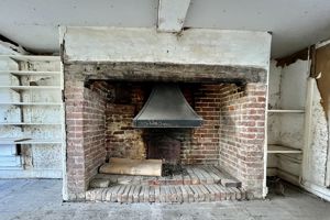 Photo 14- click for photo gallery